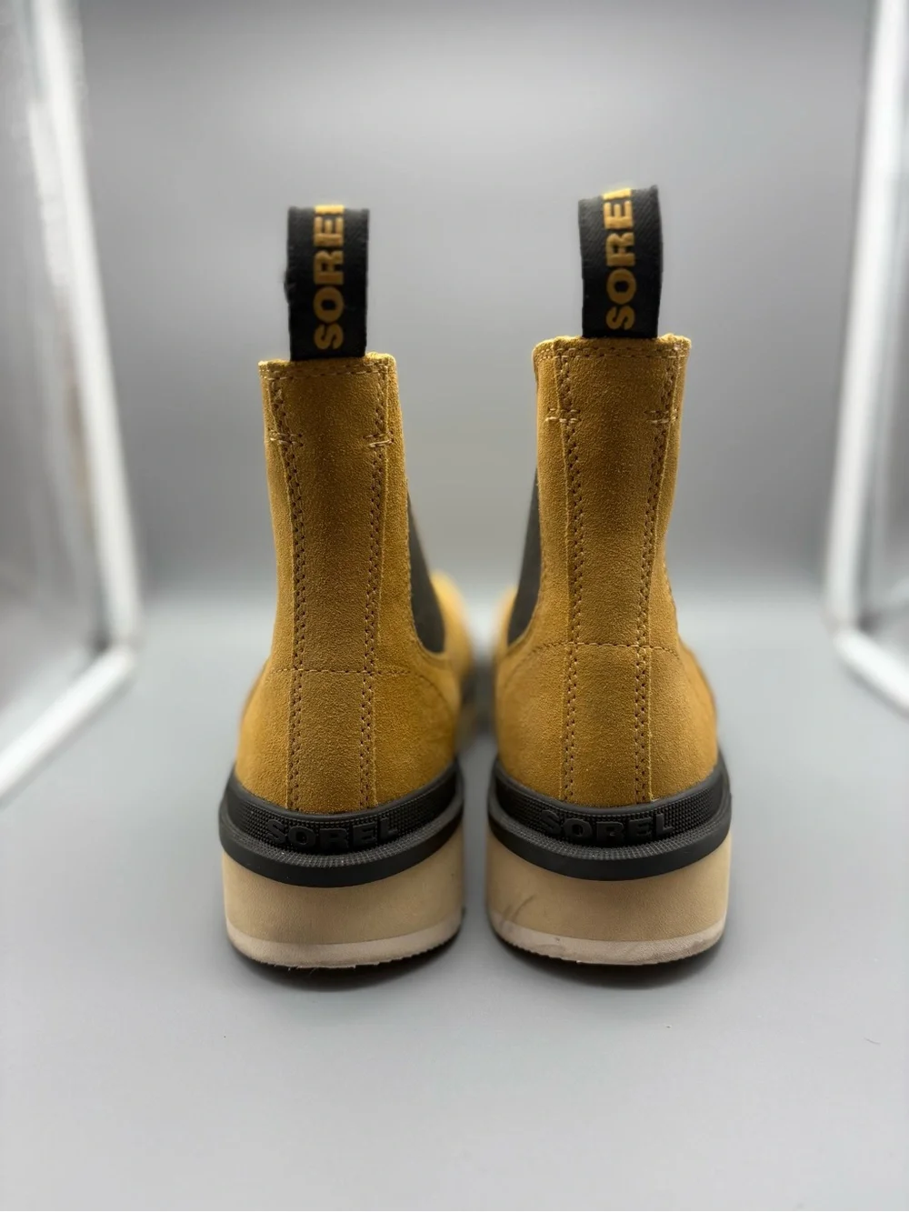 Sorel | Hi-Line Chelsea Boots - Geo Yellow Black ; Womens 8.5